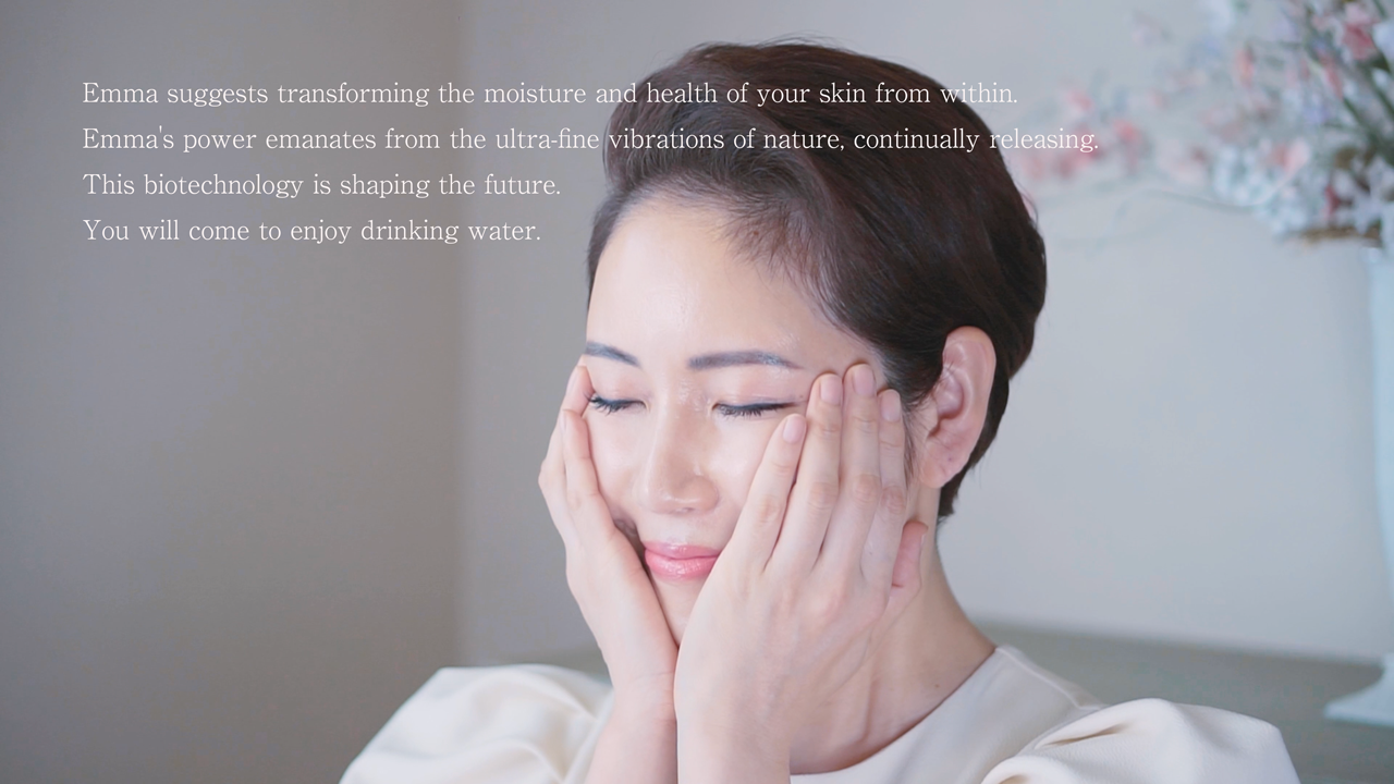 Emma ーRevolutionizing Water with Antioxidant BottlesーEnglish