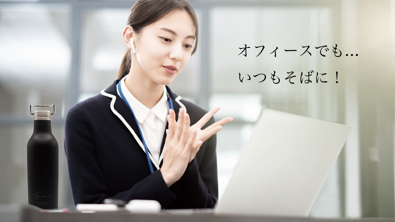 活性水とは?」 活性水は、過酸化水素や特定の成分を含むことで、抗酸化作用を持つ特別な水の一種です。これは、セサミン、ニンニク、しじみ習慣などの抗酸化食品と同様に、健康増進やアンチエイジングの観点から注目を浴びています。活性水にはマイナスイオンも関連しており、疲労回復や免疫力向上にも寄与します。ここでは、活性水と抗酸化作用に焦点を当てて詳しく説明します。 1. 活性水の抗酸化作用 活性水は、抗酸化作用を持つ特別な水の一種です。抗酸化作用は、体内の活性酸素種やヒドロキシルラジカルといった有害な酸化物質から体を守り、細胞や組織をダメージから守る働きをします。抗酸化作用は、アンチエイジングや健康促進に不可欠であり、活性水はその一つの方法として利用されています。