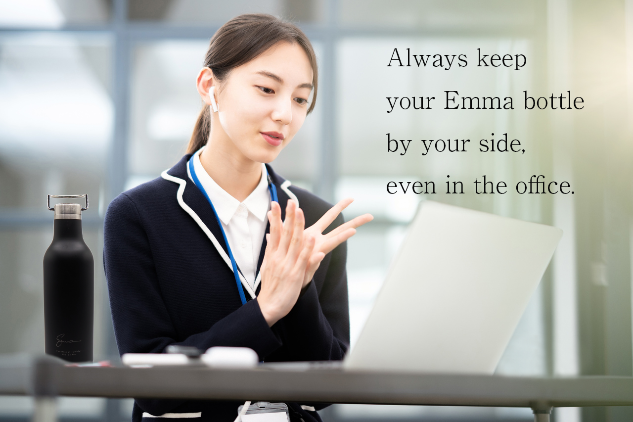 Similarities with Antioxidant Foods: Activated water shares commonalities with antioxidant foods, including items such as sesame, garlic, clam habits, catechins, lutein, green juice, and Euglena. These foods contain antioxidants that suppress oxidative reactions in the body, supporting overall health. Similarly, activated water plays a role in reducing oxidative stress within the body, contributing to anti-aging and preventing lifestyle-related diseases.